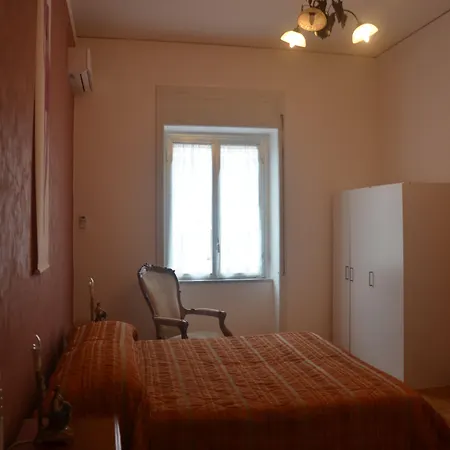 Smiling Неаполь