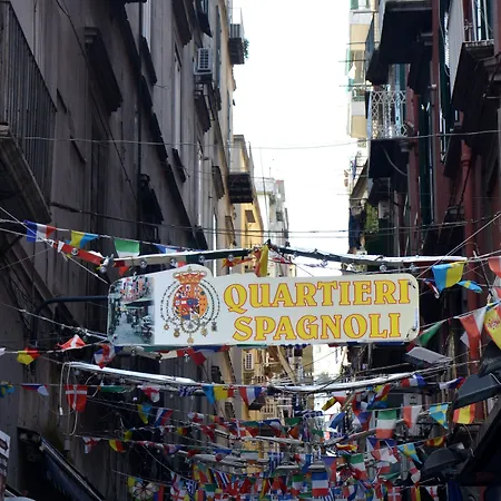 Bed & Breakfast Smiling