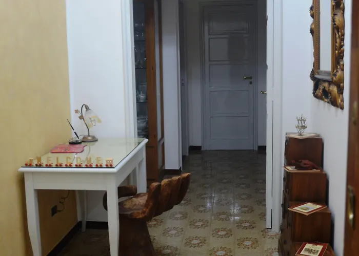 Alojamento de Acomodação e Pequeno-almoço Smiling Nápoles