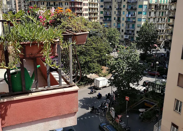 Alojamento de Acomodação e Pequeno-almoço Smiling Nápoles