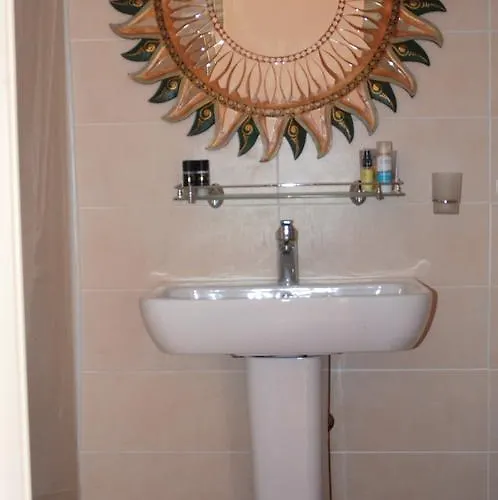 Smiling Alojamento de Acomodação e Pequeno-almoço