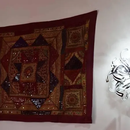 Smiling נאפולי