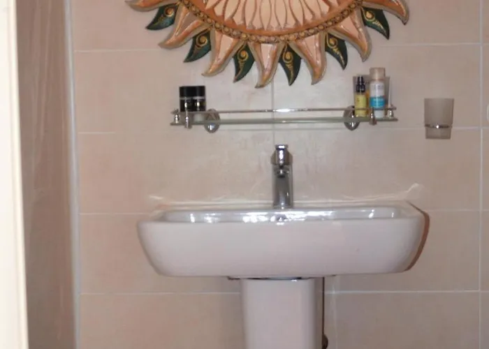 Bed & Breakfast Smiling